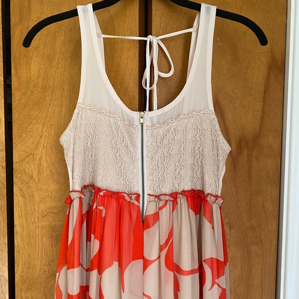 Floral, Feminine Maxi Dress